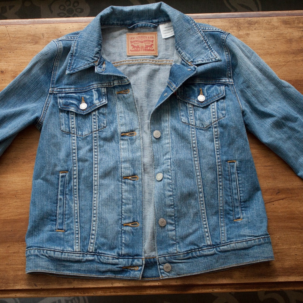 Women's Levis Denim Jacket